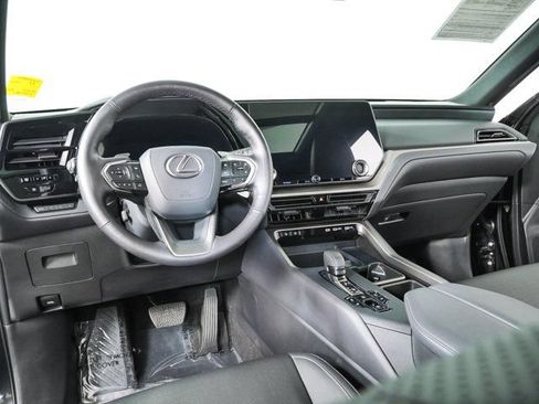 Used 2025 Lexus TX 350 AWD image 18