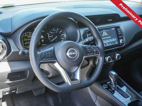 Used 2024 Nissan Kicks SV FWD image 15