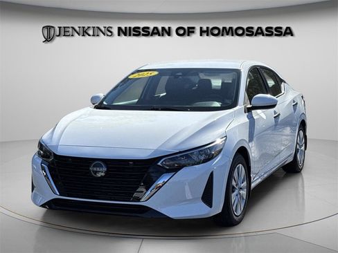 Certified 2025 Nissan Sentra S image 2