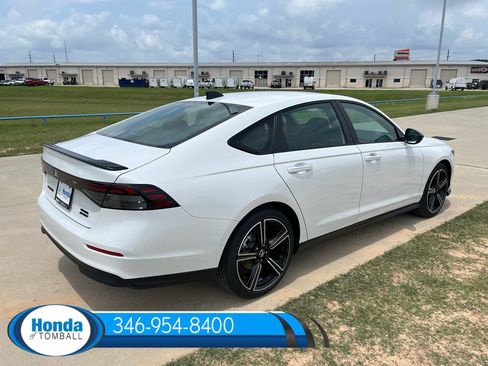 New 2026 Honda Accord Hybrid Sport image 6
