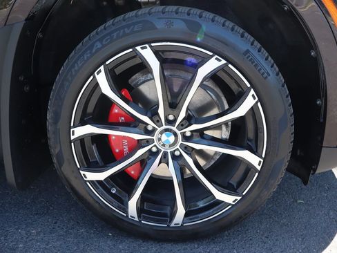 Used 2018 BMW X5 xDrive35i w/ Executive Package AWD/4WD image 46