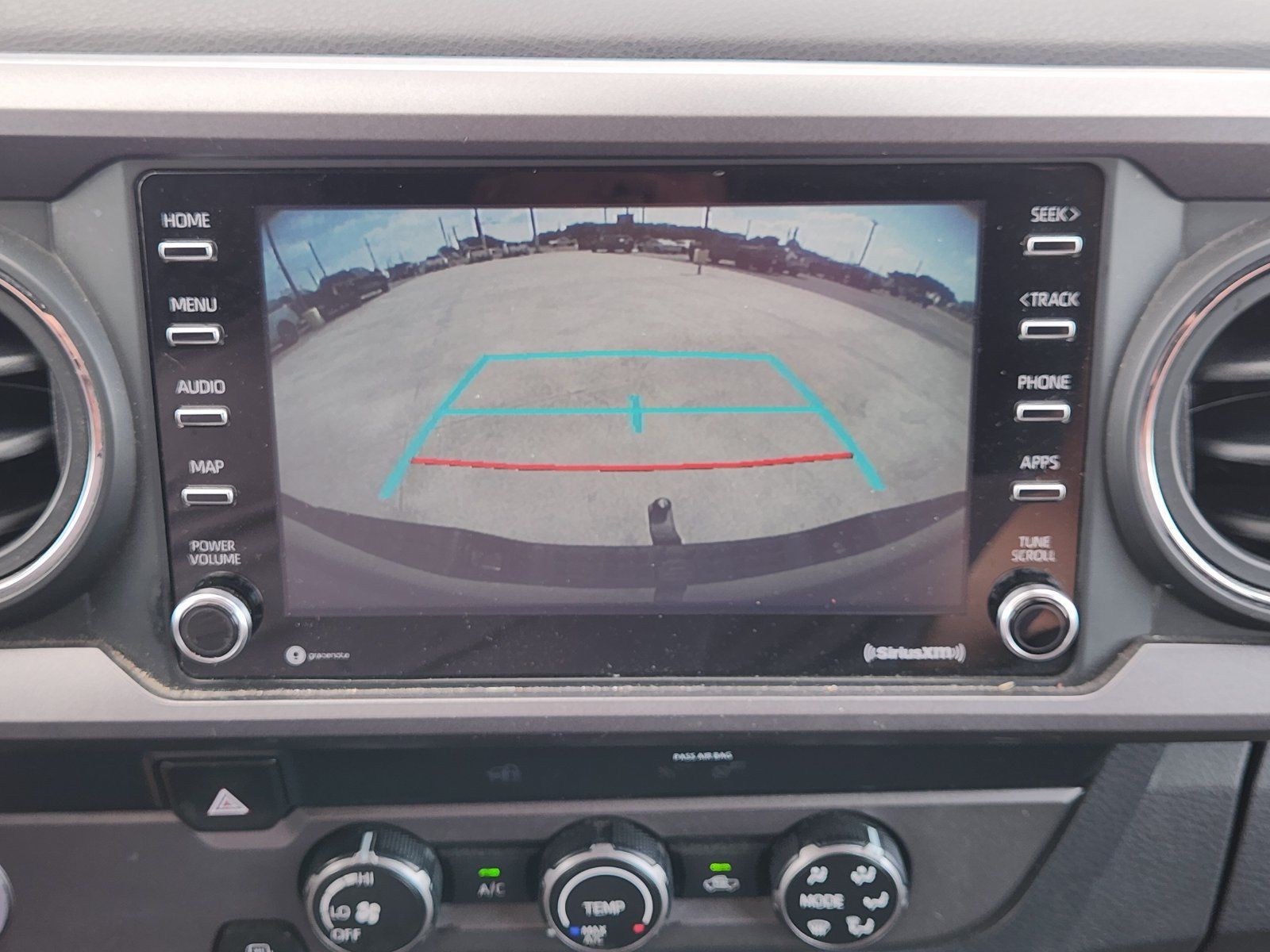 Used 2020 Toyota Tacoma TRD Sport w/ Technology Package RWD image 19