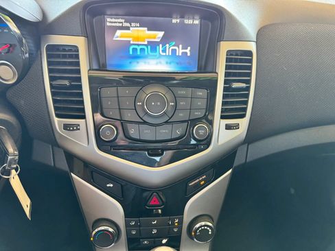 Used 2016 Chevrolet Cruze LT w/ RS Package FWD image 13