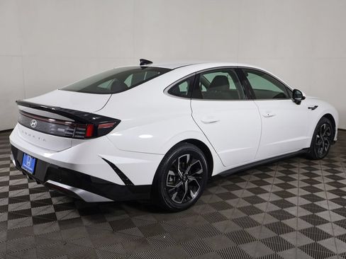 Used 2025 Hyundai Sonata SEL FWD image 9