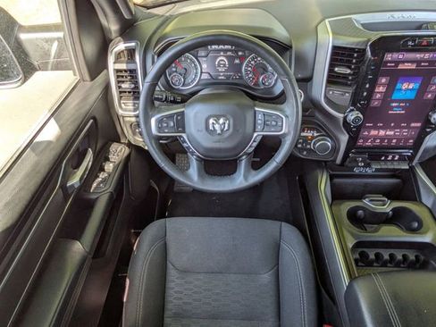 Used 2025 RAM 1500 Big Horn AWD/4WD image 17