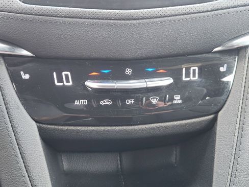 Used 2023 Cadillac XT5 Premium Luxury FWD image 24