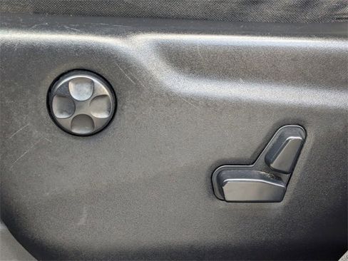 Used 2013 Dodge Durango SXT image 25