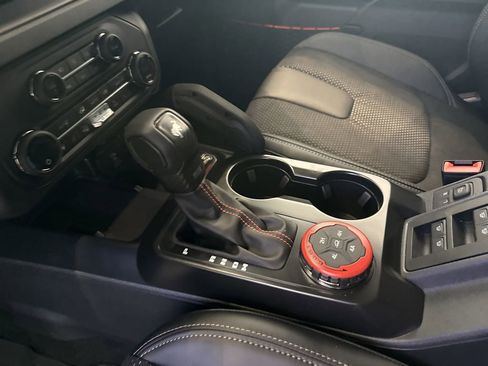 New 2025 Ford Bronco Raptor image 32