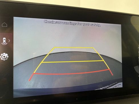 Used 2025 Kia Telluride S image 26