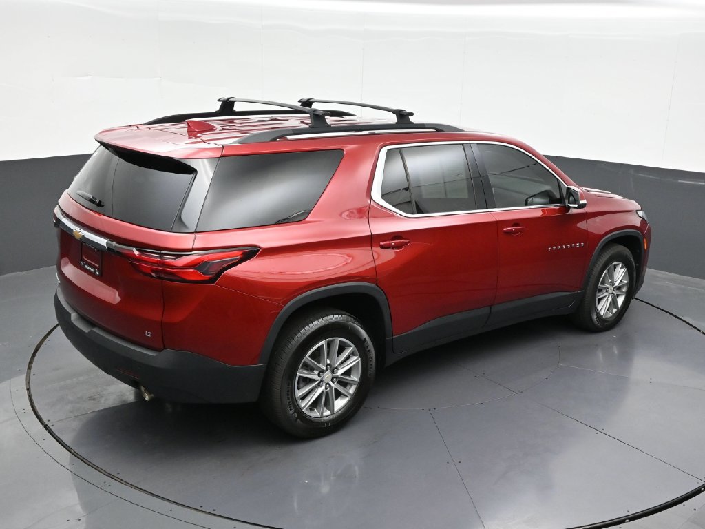 Used 2022 Chevrolet Traverse LT FWD image 22