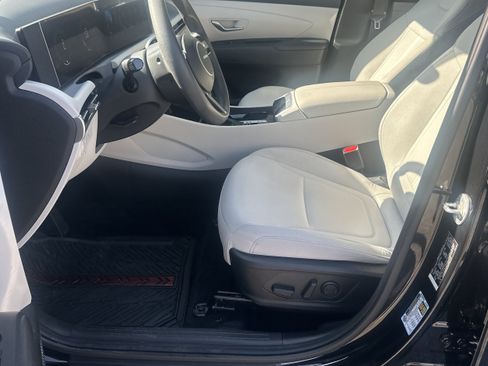 Used 2025 Hyundai Tucson SEL FWD image 9