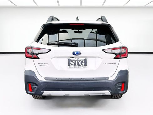 Used 2022 Subaru Outback Limited AWD/4WD image 5
