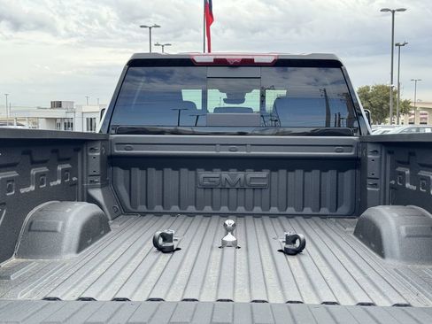 New 2026 GMC Sierra 2500 AT4 w/ AT4 Premium Plus Package image 27
