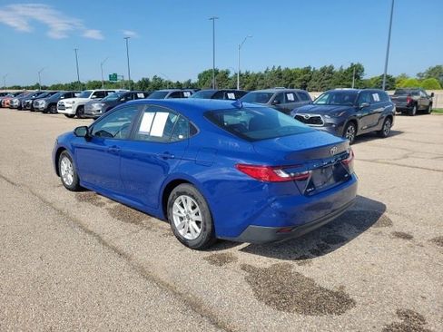 Used 2025 Toyota Camry LE FWD image 23