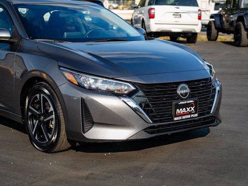 Used 2024 Nissan Sentra SV image 6