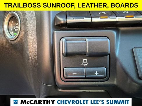 Used 2021 Chevrolet Silverado 1500 LT Trail Boss w/ Convenience Package II AWD/4WD image 10