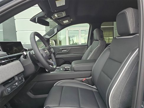 New 2026 GMC Sierra EV Elevation image 14