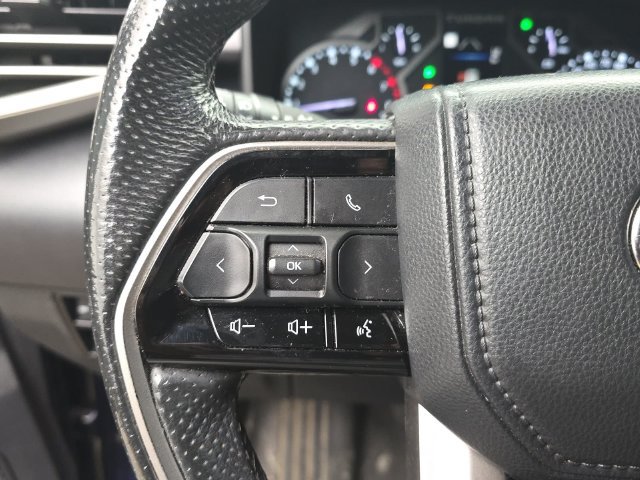Used 2023 Toyota Tundra SR5 w/ SR5 Premium Package AWD/4WD image 15