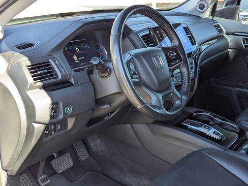 Used 2020 Honda Pilot Touring image 13