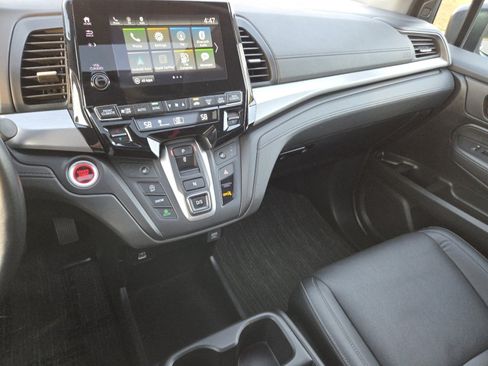 Certified 2024 Honda Odyssey EX-L image 32