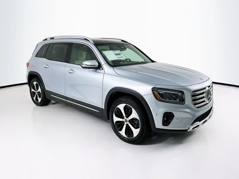 New 2026 Mercedes-Benz GLB 250 image 1