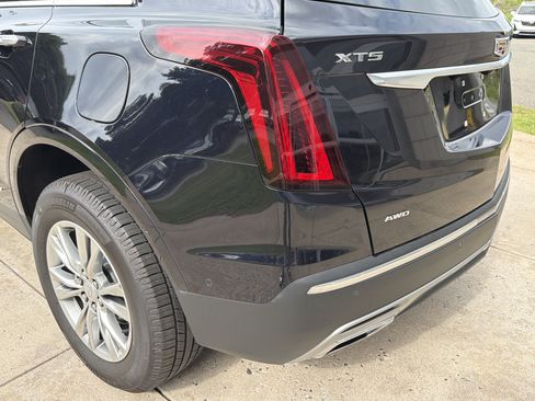 Used 2022 Cadillac XT5 Premium Luxury w/ Technology Package AWD/4WD image 20