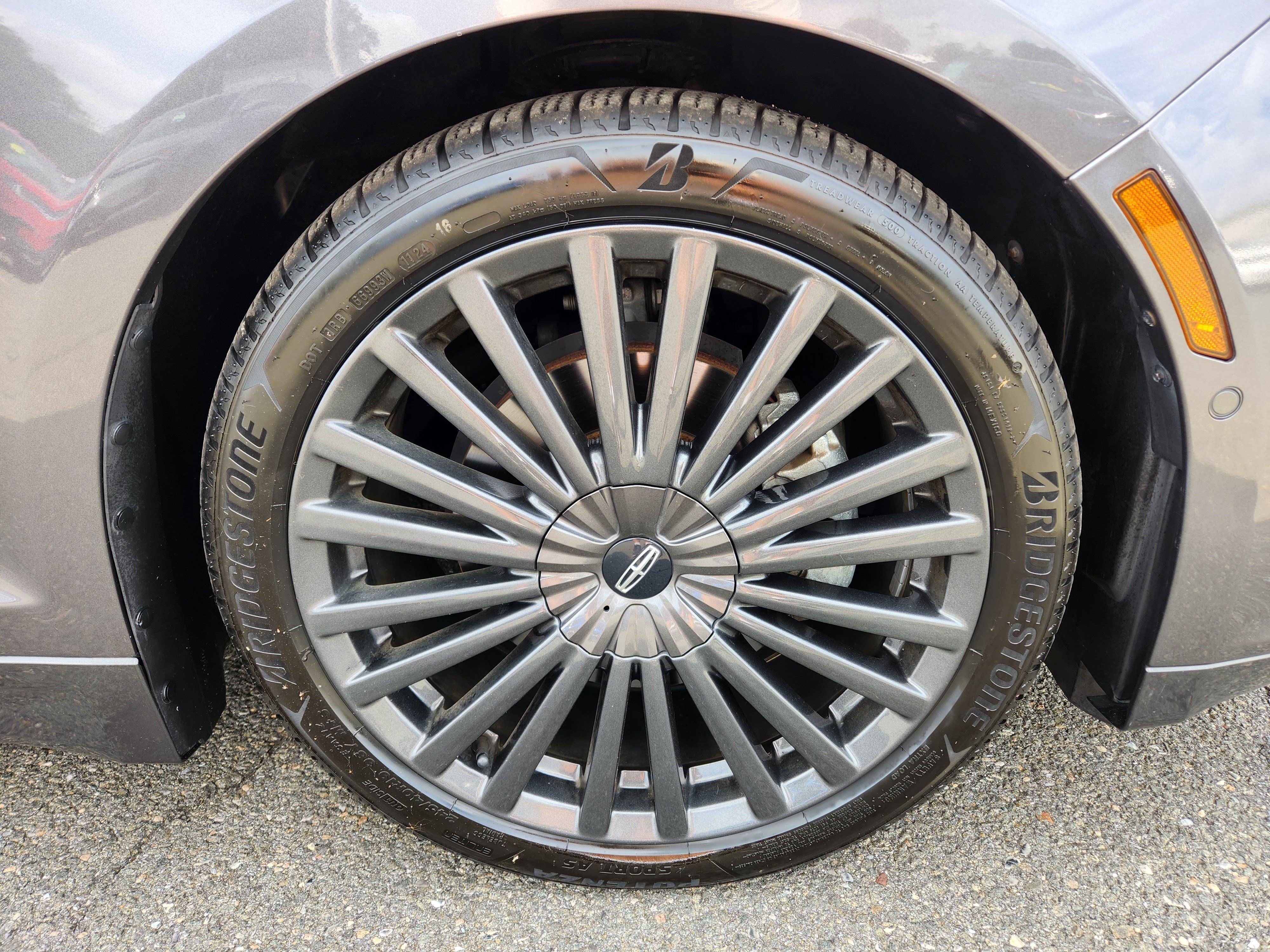 Used 2018 Lincoln MKZ Reserve w/ Technology Package AWD/4WD image 7