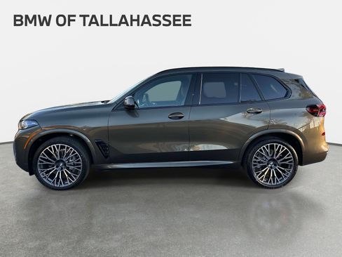 New 2026 BMW X5 xDrive40i w/ M Sport Package AWD/4WD image 2