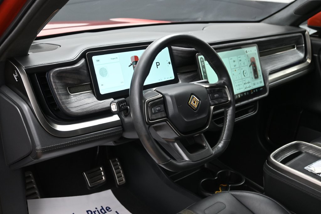 Used 2022 Rivian R1T Adventure AWD/4WD image 11