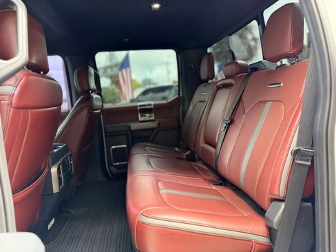 Used 2022 Ford F450 Platinum w/ FX4 Off-Road Package AWD/4WD image 19
