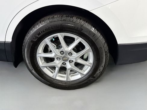 Used 2024 Chevrolet Equinox LS w/ LS Convenience Package FWD image 37