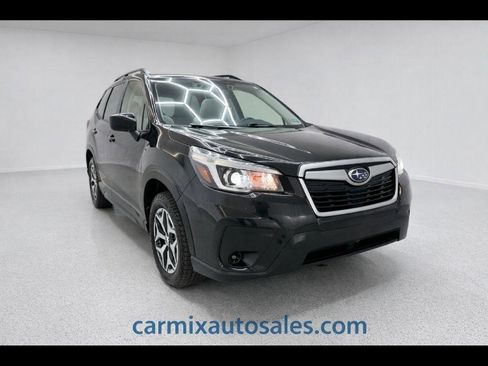 Used 2019 Subaru Forester Premium w/ All-Weather Package AWD/4WD image 1