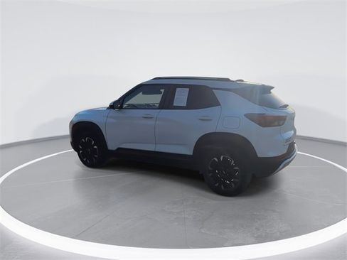 Certified 2023 Chevrolet TrailBlazer LT w/ Convenience Package image 8