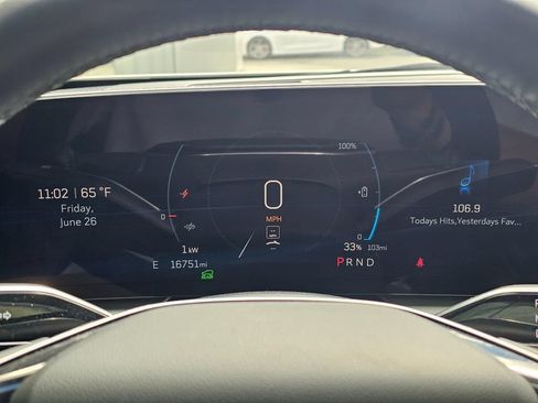 Certified 2024 Cadillac Lyriq Sport AWD/4WD image 27
