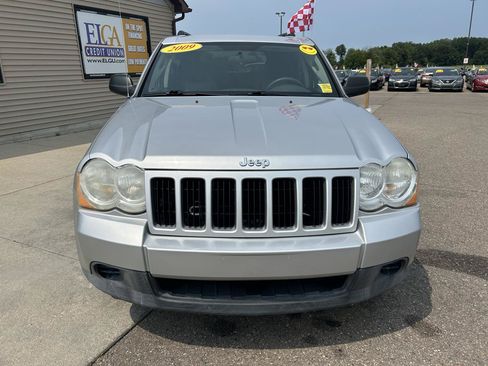 Used 2009 Jeep Grand Cherokee Laredo AWD/4WD image 2