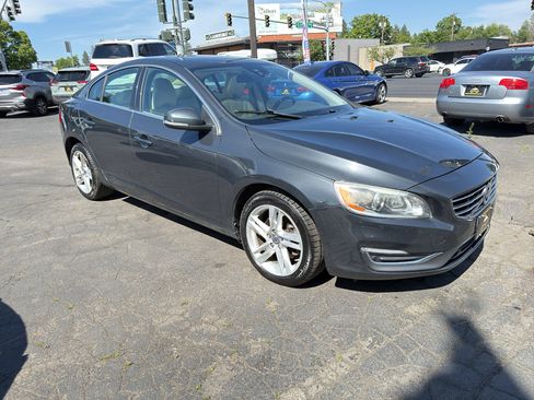 Used 2015 Volvo S60 T5 Platinum FWD image 10
