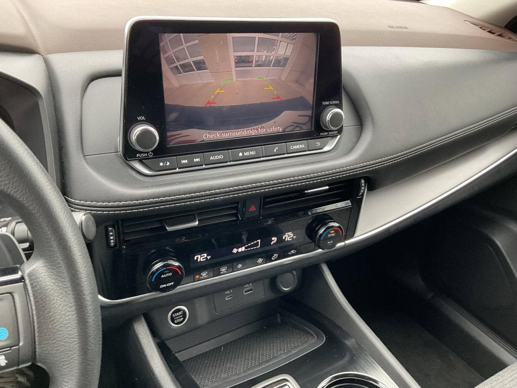 Used 2022 Nissan Rogue SV AWD/4WD image 14