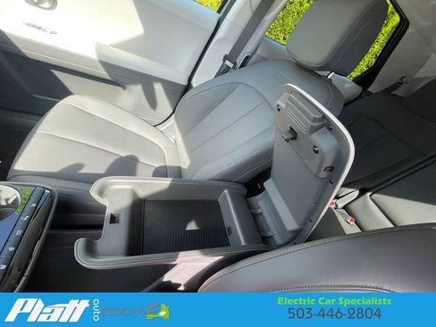 Used 2025 Hyundai Ioniq 5 SEL AWD/4WD image 32