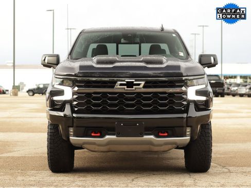Used 2024 Chevrolet Silverado 1500 ZR2 AWD/4WD image 2