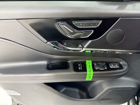 New 2026 Lincoln Corsair Reserve w/ Jet Appearance Package image 12