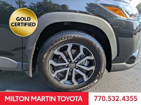 Certified 2024 Toyota Corolla Cross AWD Hybrid image 11