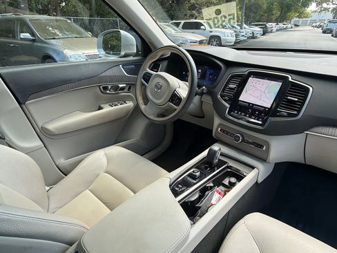 Used 2023 Volvo XC90 B6 Plus w/ Protection Package Premier image 18