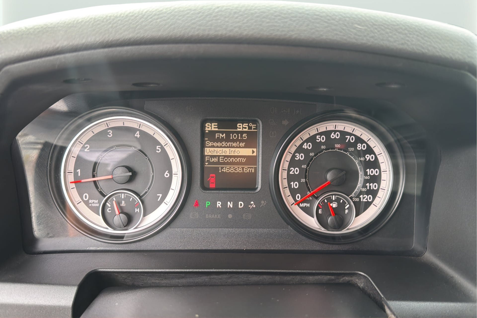 Used 2016 RAM 2500 Tradesman w/ Chrome Appearance Group AWD/4WD image 27