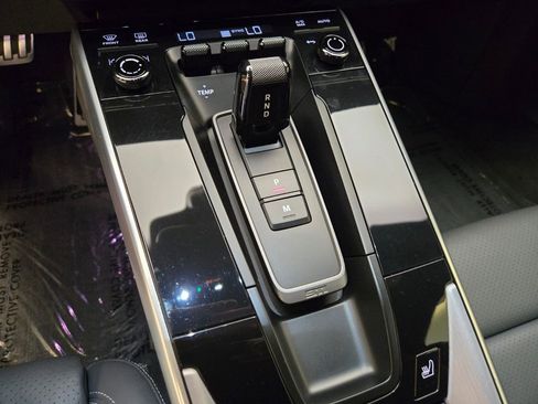 Used 2021 Porsche 911 Carrera image 41