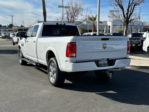 Used 2018 RAM 2500 Big Horn w/ Sport Appearance Group image 4