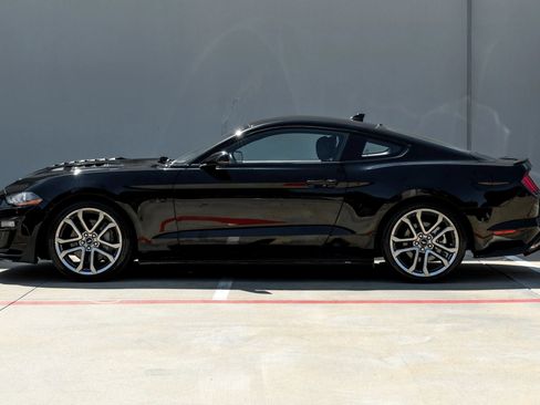 Used 2023 Ford Mustang GT Premium w/ Equipment Group 401A RWD image 18