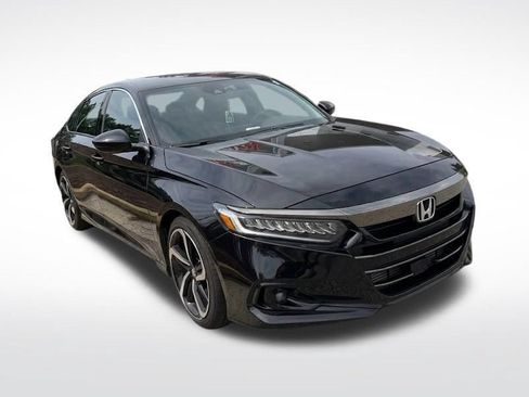 Used 2022 Honda Accord Sport image 2