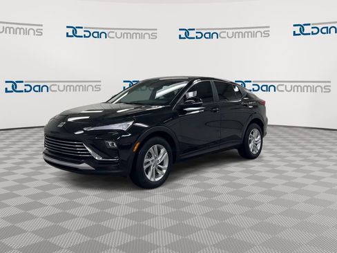 Certified 2025 Buick Envista Preferred w/ Convenience I Package image 4