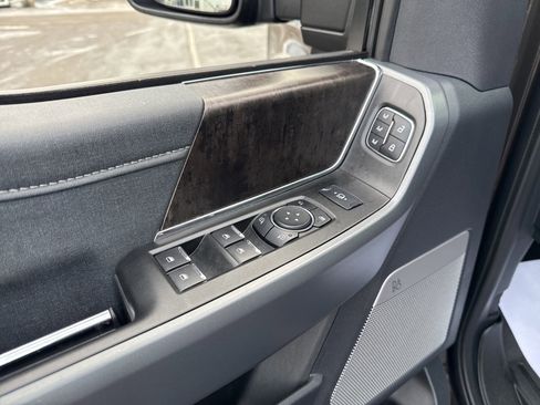 Used 2024 Ford F250 Lariat w/ Lariat Ultimate Package image 26