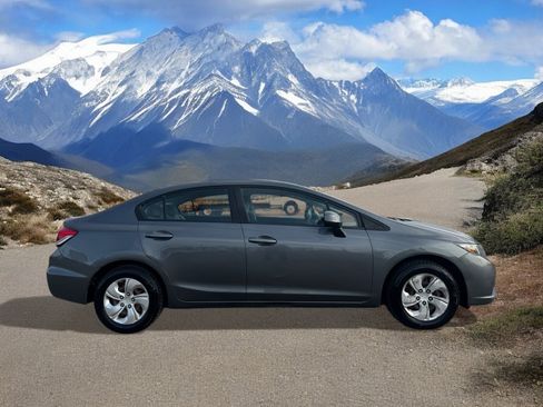 Used 2013 Honda Civic LX image 6